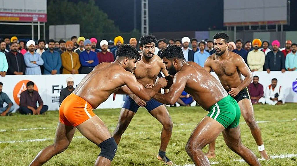 বেঞ্চে পাওয়ান সেহরাওয়াত: ভারত-ইরান ফাইনালের আগে যে সিদ্ধান্ত লেজারে লেখা নেই