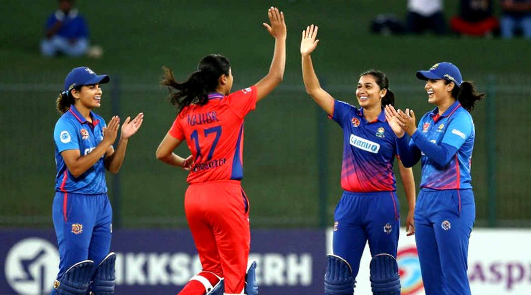 ৯৯ রানের অঙ্ক, নেট রান রেট আর মিরাজের ফেরা: বাংলাদেশের আসল প্রশ্নটা অন্য জায়গায়
