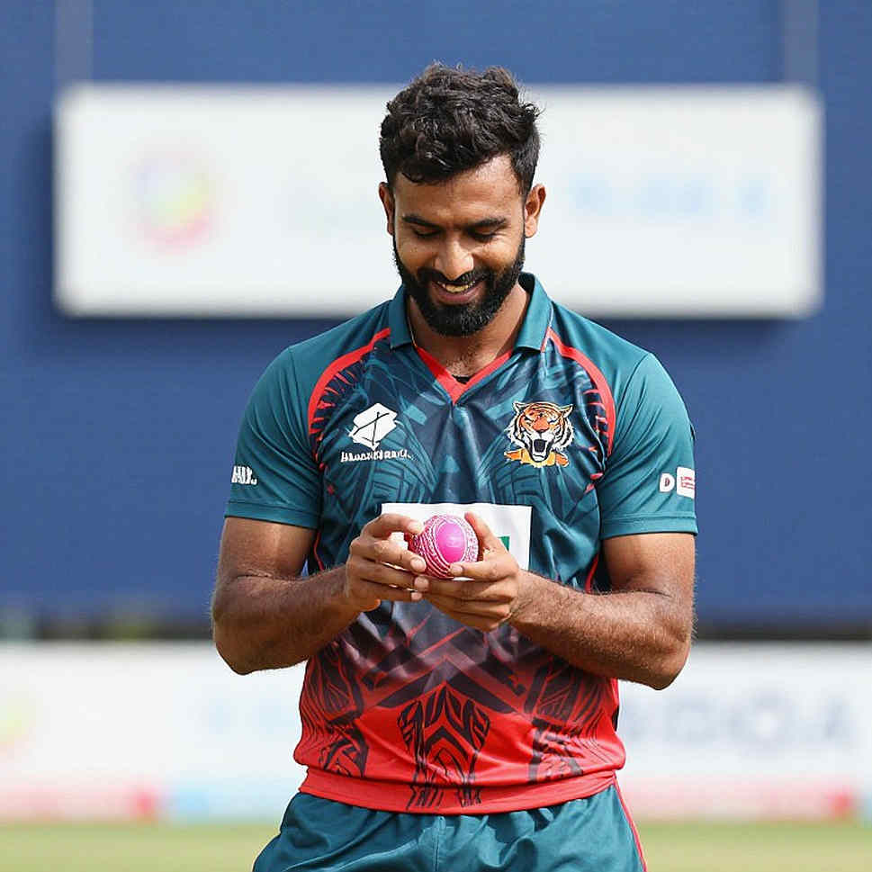 খালি বিশ্লেষণের আটটি জানালা: ক্রিকেট-বিশ্লেষণ যখন রসিদহীন হয়ে পড়ে